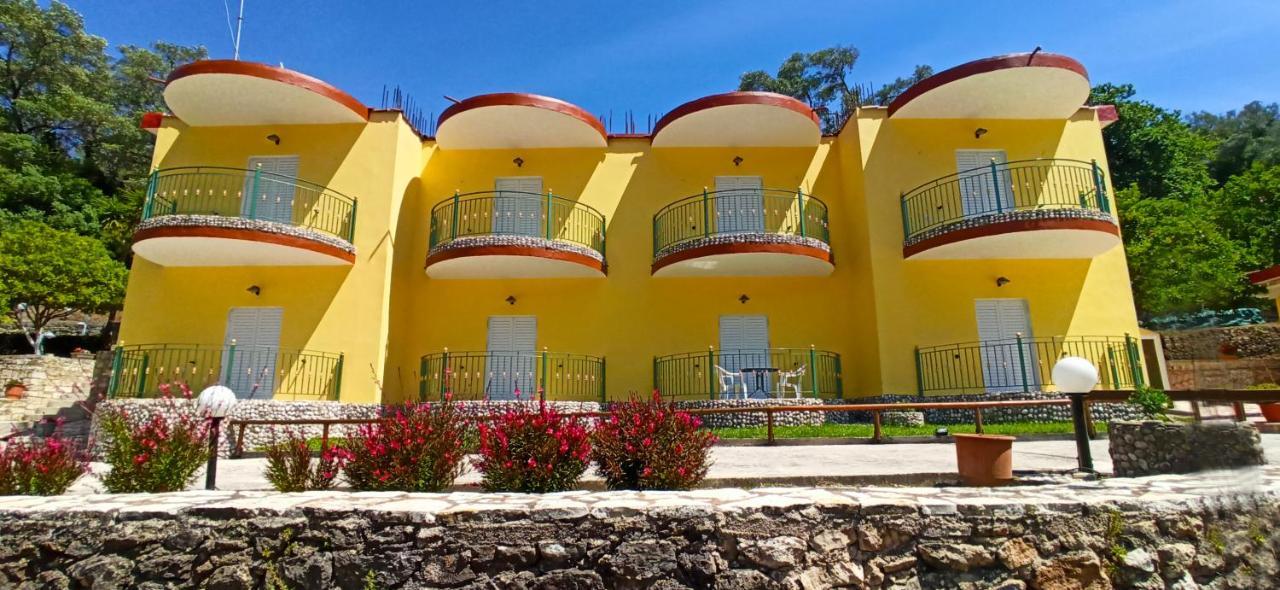 Villa Perkemes Apartments Парга Екстер'єр фото
